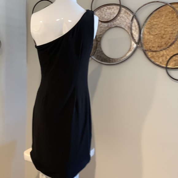 Frank Lyman - One Shoulder Black Cocktail Dress with Bling side, sz 8, NWT - Picture 3 of 7